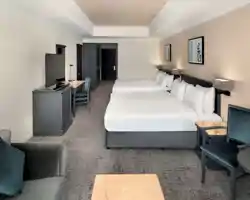Anwar Al Madinah Mövenpick Hotel thumbnail